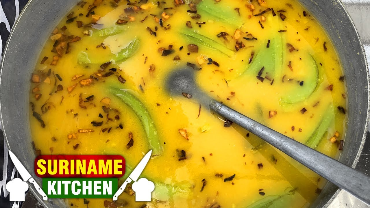 Matar Ke Daal Met Hardie Koken In Suriname | Yellow Split Peas Soup With Turmeric Powder Cooking Sr