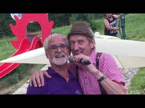 "Beim Kreuz dort oben am Berge" , ein wunderschönes Lied vom "Kärntner Schilehrer-Trio"!