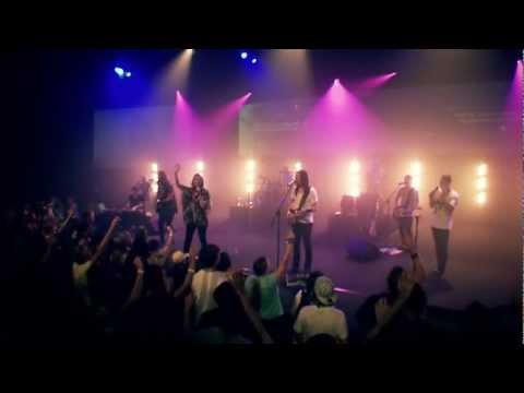 Thumbnail for Three Nails video