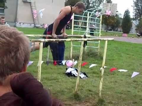 Team ''BASTARDZ'' pasirodymas mėnaičių sporto šventėje.