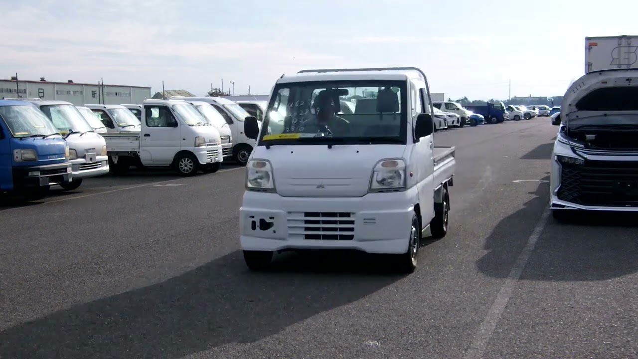 2000 Mitsubishi Minicab Truck U62T (UW-69699a25010c9)