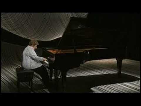 Svetla Protich - Bach: Prelude & Fugue in A-minor BWV 543/1