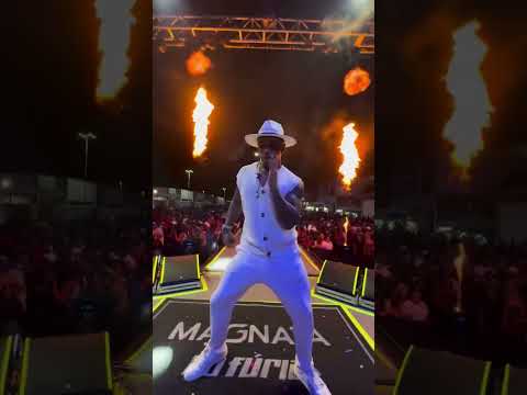 AS ANTIGAS! La Furia relembra sucesso do Parangolé em Ipecaetá Bahia ✨🔥