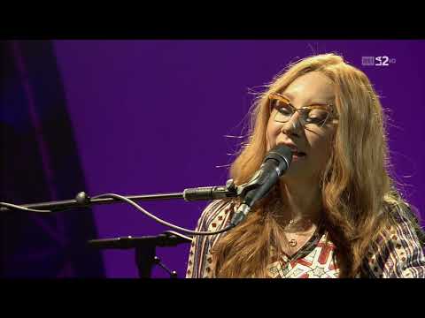 Tori Amos - Digital Ghost - Live at Baloise Session 2015 - 4K 60FPS Upscale