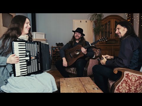 He mo Leannan performed by Spinning Wheel