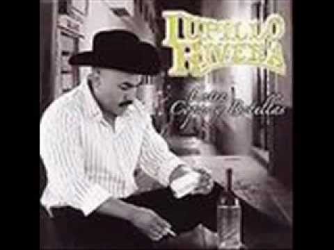 En el rincon de una cantina ----- lupillo rivera