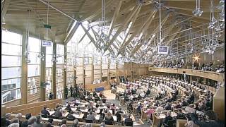 Queen opens Scottish Parliament