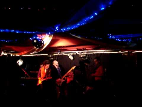 Jo Webb & the Dirty Hands - Crime Of The Century. Live at Ginglik, London Feb 09