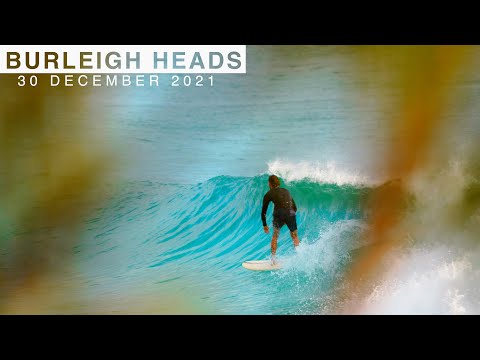 Burleigh Heads - Dawn Surf Session - 30 December 2021 Australia