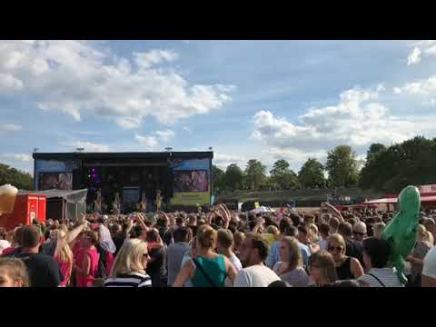 download lagu mp3 mp4 90er Party Bonn Rheinaue, download lagu 90er Party Bonn Rheinaue gratis, unduh video klip Download 90er Party Bonn Rheinaue Mp3 dan Mp4 Viral Gratis