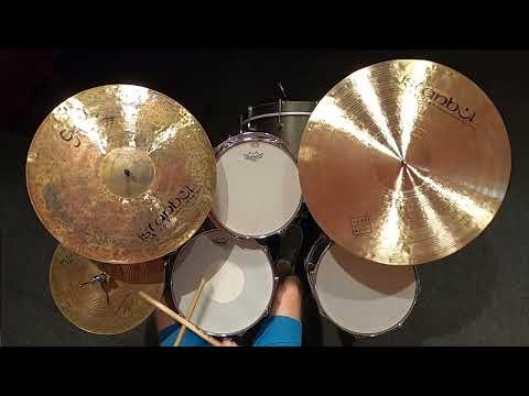 Istanbul Agop Traditional Medium Crash Cymbal 22" 2128 grams MC22