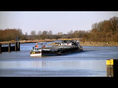 GMS "Rolf-Hein" an der Emsschleuse bei Herbrum / Freighter "Rolf-Hein"