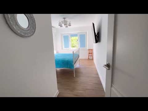 Светлая квартира с видом на море — xl.webp