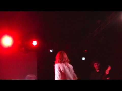 ROMANES + ERIKA (MILK WHITE) - now i wanna sniff some glue - Circolo Degli Artisti - 11-07-2013