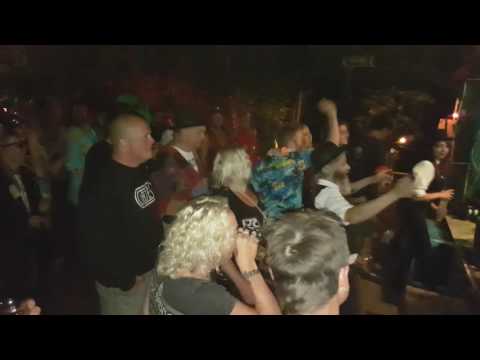 Tuinfeest 2016 Mc bad pushing it