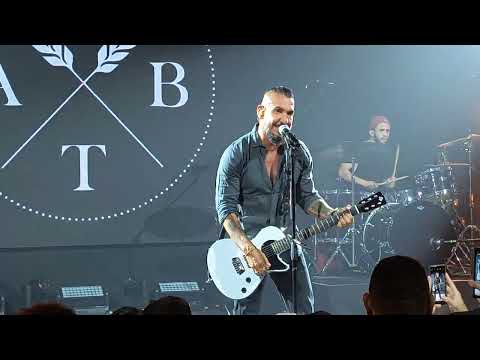 Rodolfo Abrantes - Pisaduras | Microfonia Tour 2024