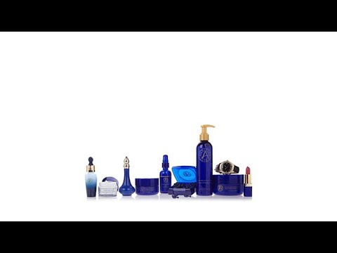 Signature Club A PMAO Maximum Hydration Kit with Watch