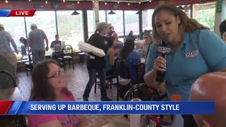 Lunch crowd enjoys Franklin County style barbecue at Buddy's BBQ