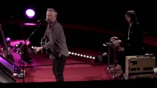 Billy Bragg Live - No One Knows Nothing Anymore