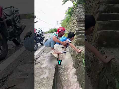 Un motociclista con un gran corazón 🏍️❤️ #youtubeshorts