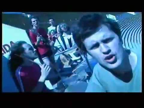 Los Piojos - Maradó (Video oficial)