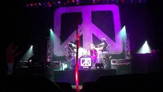 Chickenfoot &quot;Drum Solo/End of Turning Left&quot; 11-1-11 The Warfield S.F.