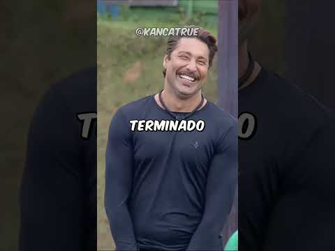 Ele ensinou a todos como tratar uma mulher...