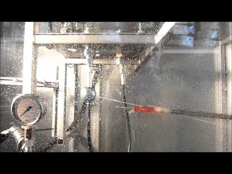 Hydraulikschlauch geplatzt - kurioser Berstversuch