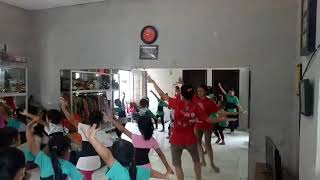 Download lagu Hayam mupuk mp3 Download lagu Hayam mupuk mp3