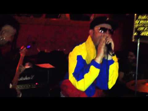 The Radiostars - The Radio$tars - Včera šrouby byly