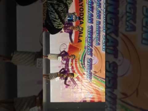 Khansa aribah keren nih Nari nya .....di UI 😇