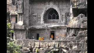 preview picture of video 'See for yourself how beautiful: the Ajanta Caves and....an insect infested hotel in rural India.'