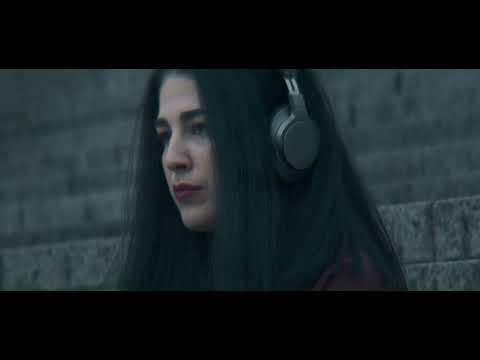 LAURA MARTI - CHOMU (ЧОМУ) - OFFICIAL VIDEO
