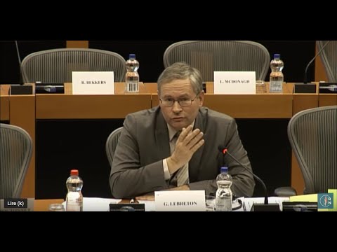 時間変更に反対しています。 (Je prends position contre le changement d'heure.)