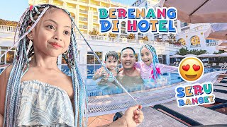 Download lagu LEIKA AND LEXIE GOES TO SWIM AT FIVE-STAR HOTEL SWIMMING POOL 😍 FUNNY KIDS REACTION mp3