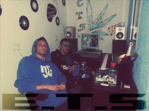 ETS YounG-Emigra  ft. Click-Clack  - Freestyle ( 2013 ) EA