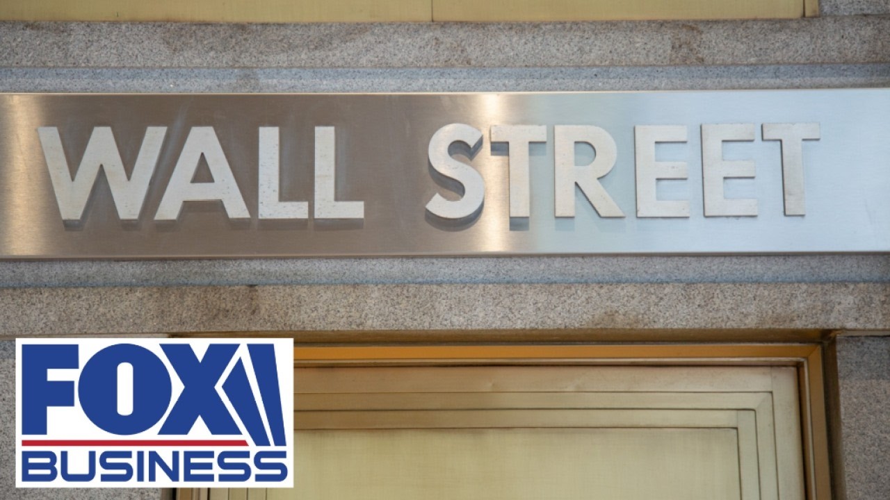 We're in a 'CHOPPY MARKET,' analyst says