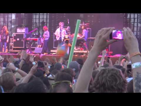 MGMT - Time To Pretend @ Coachella 2014 (2014/04/12 Indio, CA)