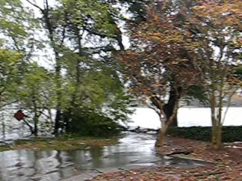 Big,Bad Nor'easter Norfolk,Va. November 12 and 13,2009 Video 1