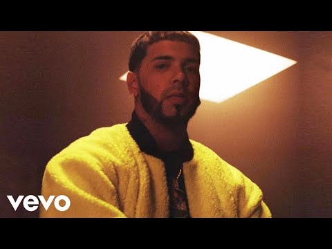 Te Mojas - Anuel AA x Pacho (Video Oficial)