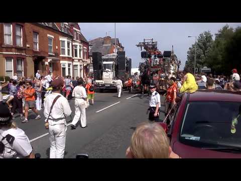 Giant Spectacular 2014 Liverpool