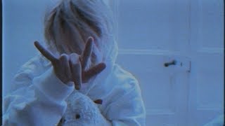 En Linea Lyrics English Translation