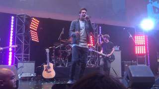 James Maslow singing "Lies" at Vidcon 2015