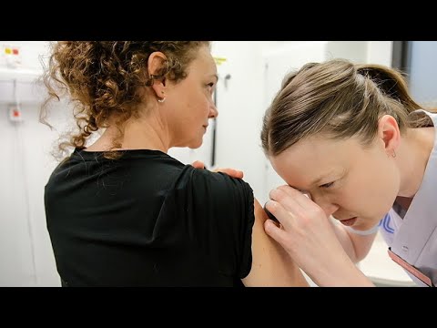 Undersökning och behandling av hudförändringar