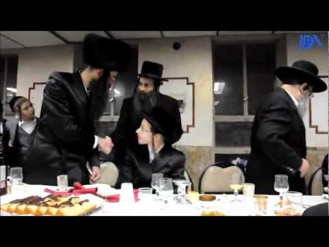Bar Mitzvah Of Strikover Rebbe's Son - Teves 5772