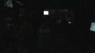preview picture of video 'honestly de Stryper cantado por walter en nelos karaoke aguada pr'