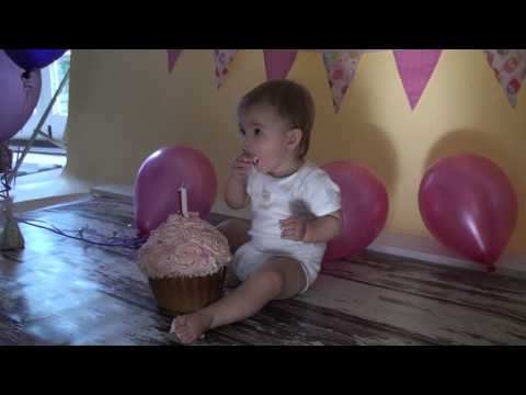 Persephone's Cake Smash 2