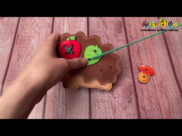 Шнуровка деревянная Baby Toys Ежик - видео