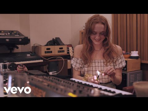 Bella White - “Rhododendron” (Official Video)