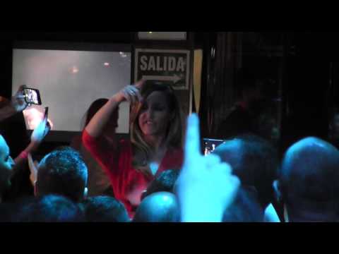 ESCKAZ in Madrid: Crowd singing Tijana Bogićević - In Too Deep at Eurovision-Spain Pre-Party